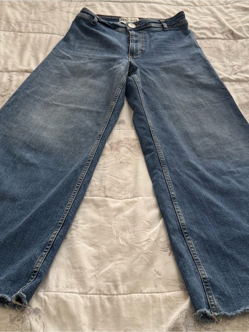Zara The Marine Straight blue High-Rise Wide Leg raw hem  Jeans, size 4 western - Picture 9 of 12